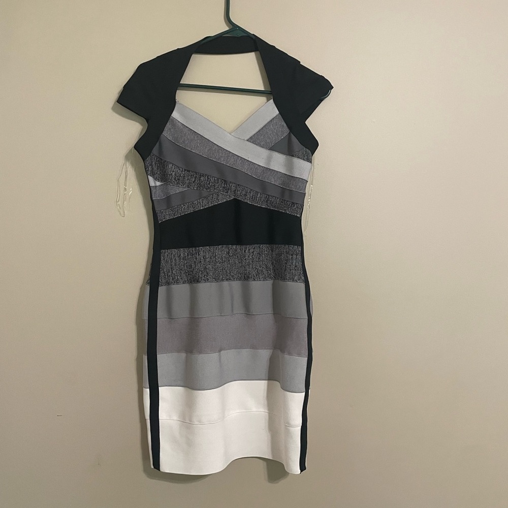 Venus dress try on only removed tag great for hourglass figure